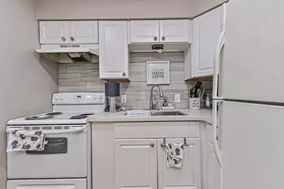 2914 Avenue K #3, Galveston, TX 77550 - Photo 9