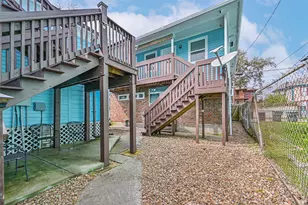 2914 Avenue K, Galveston, TX 77550 - Photo 21