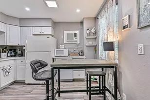 2914 Avenue K, Galveston, TX 77550 - Photo 7