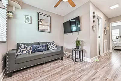 2914 Avenue K #3, Galveston, TX 77550 - Photo 3