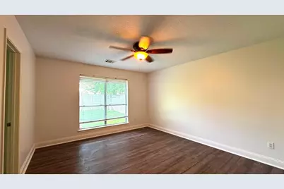 6422 Diamond Rock Drive, Katy, TX 77449 - Photo 11