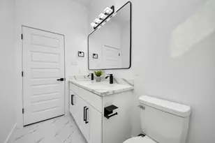 8533 Amadwe St, Houston, TX 77051 - Photo 31