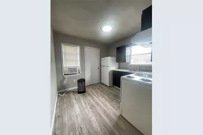 7839 Sparta Street, Houston, TX 77028 - Photo 9