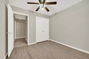 8123 Solara Bend, Houston, TX 77083 - Photo 23