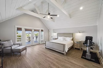 1534 Windsong Way, Tiki Island, TX 77554 - Photo 17