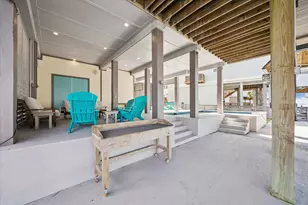 1534 Windsong Way, Tiki Island, TX 77554 - Photo 41