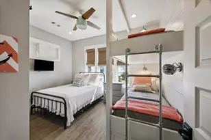 1534 Windsong Way, Tiki Island, TX 77554 - Photo 25