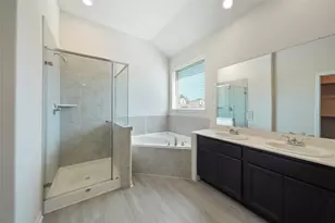 6502 Blimp Base Blvd, Hitchcock, TX 77563 - Photo 23