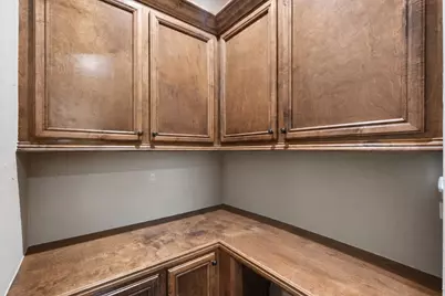 7810 Sunset Falls Court, Spring, TX 77379 - Photo 11