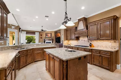 7810 Sunset Falls Court, Spring, TX 77379 - Photo 23