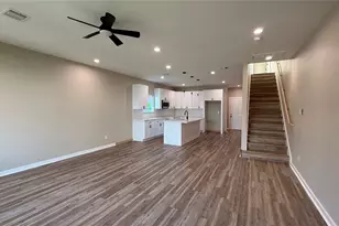 7821 Angus St, Houston, TX 77028 - Photo 7