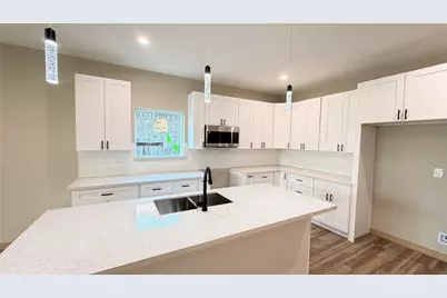 7821 Angus Street, Houston, TX 77028 - Photo 11