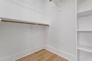 8318 Williamsdell St, Houston, TX 77088 - Photo 17