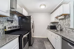 12215 Hillcroft St, Houston, TX 77035 - Photo 11