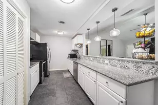12215 Hillcroft St, Houston, TX 77035 - Photo 3