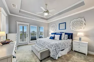 13602 Windlass Cir, Galveston, TX 77554 - Photo 19