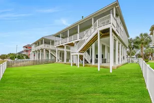 13602 Windlass Cir, Galveston, TX 77554 - Photo 35