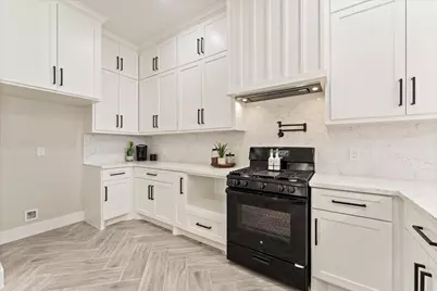 913 Santa Anna Lane, La Porte, TX 77571 - Photo 11