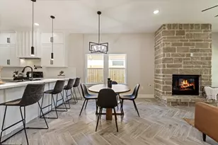 913 Santa Anna Ln, La Porte, TX 77571 - Photo 13