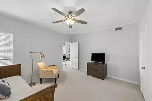 351 Lakeside Ln, Nassau Bay, TX 77058 - Photo 23