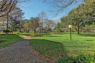 351 Lakeside Ln, Nassau Bay, TX 77058 - Photo 37