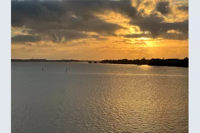 351 Lakeside Lane #201, Nassau Bay, TX 77058 - Photo 47