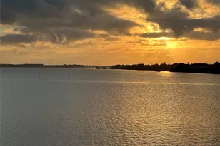 351 Lakeside Ln, Nassau Bay, TX 77058 - Photo 47