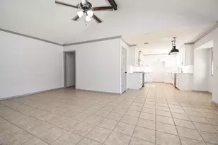 1918 Tulsa St, Deer Park, TX 77536 - Photo 11