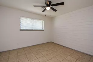 1918 Tulsa St, Deer Park, TX 77536 - Photo 29