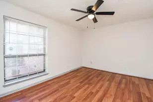 1918 Tulsa St, Deer Park, TX 77536 - Photo 5