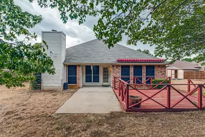 6025 Western Creek Lane, Haltom City, TX 76137 - Photo 23