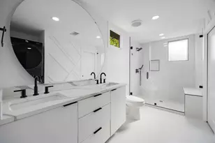 1310 Walton St, Houston, TX 77009 - Photo 11