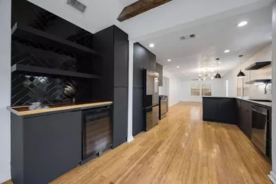 1310 Walton Street, Houston, TX 77009 - Photo 9
