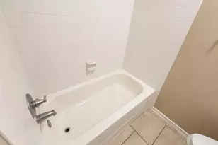 5407 Farley Dr, Houston, TX 77032 - Photo 9