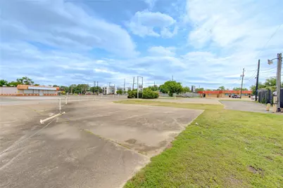2002 Broadway Street, Houston, TX 77012 - Photo 7