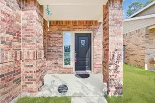 1922 Ballesteros St, Crosby, TX 77532 - Photo 3