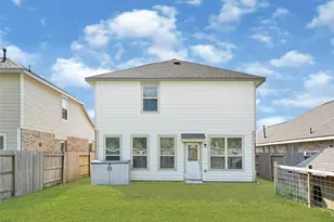 1922 Ballesteros St, Crosby, TX 77532 - Photo 5