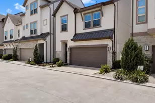 817 Kamano Ave, Houston, TX 77008 - Photo 3