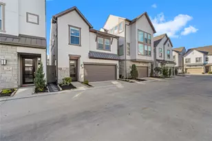 817 Kamano Ave, Houston, TX 77008 - Photo 1