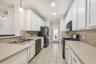 12431 Lark Fair Ln, Houston, TX 77089 - Photo 21