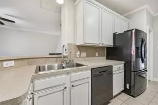 12431 Lark Fair Ln, Houston, TX 77089 - Photo 23