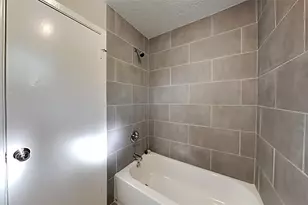 6706 Castleview Ln, Houston, TX 77489 - Photo 11