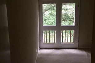 2100 Tanglewilde St, Houston, TX 77063 - Photo 9