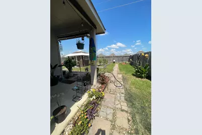 14007 S River Drive, Baytown, TX 77523 - Photo 7