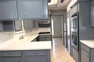 12615 Shannon Hills Dr, Houston, TX 77099 - Photo 11