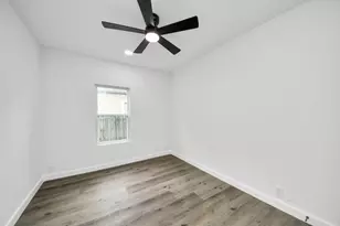 11707 Greenglen Dr, Houston, TX 77044 - Photo 31