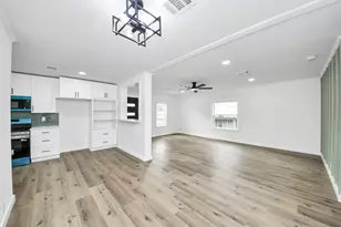 11707 Greenglen Dr, Houston, TX 77044 - Photo 13