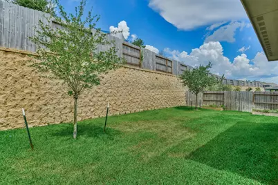 120 Porter Bend Court, Montgomery, TX 77316 - Photo 31