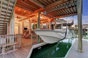 1834 Tiki Dr, Tiki Island, TX 77554 - Photo 29