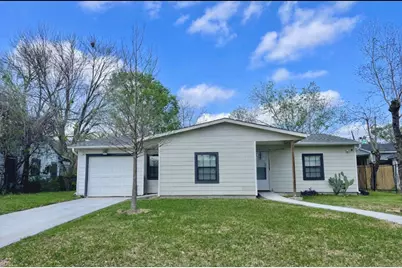 7435 Briefway Street, Houston, TX 77087 - Photo 1
